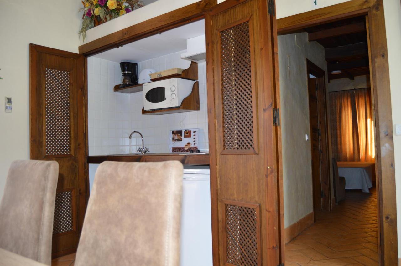 Apartamentos Turisticos - Hostal Los Alisos Алиседа Экстерьер фото