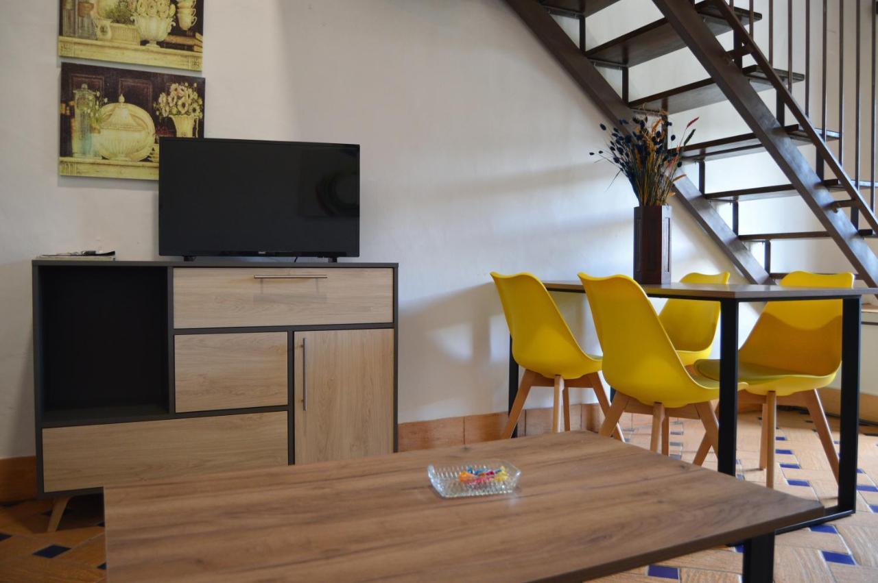 Apartamentos Turisticos - Hostal Los Alisos Алиседа Экстерьер фото