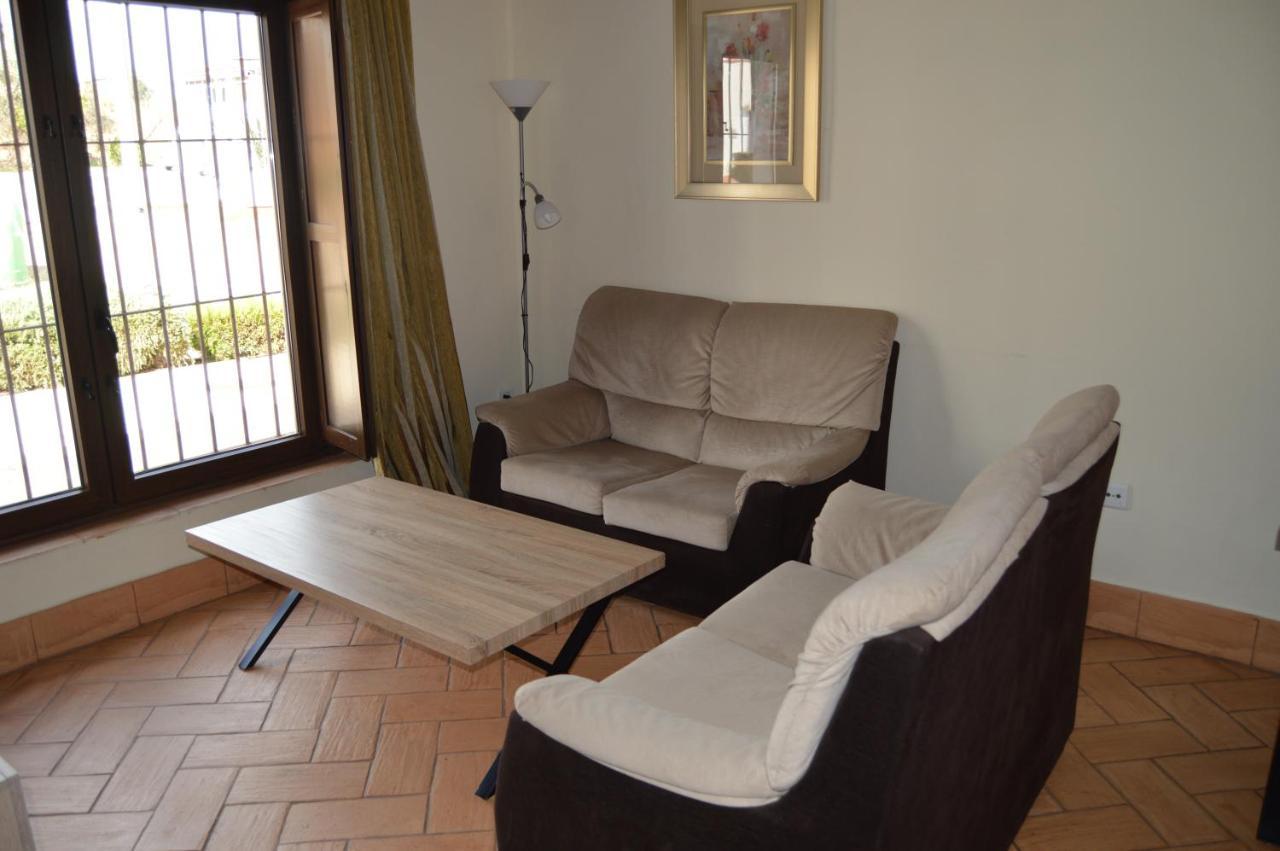 Apartamentos Turisticos - Hostal Los Alisos Алиседа Экстерьер фото